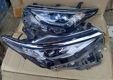 2016 Toyota auris headlights