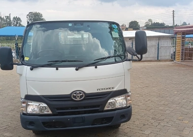 Toyota ace medium truck