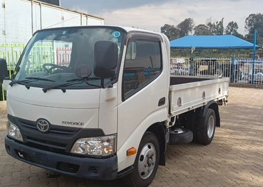 Toyota ace medium truck