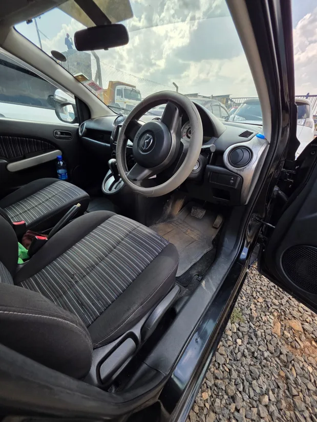 2011 Mazda Demio