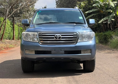 Toyota Landcruiser V8 (2010) – 4700cc Petrol | KSh 4M Negotiable