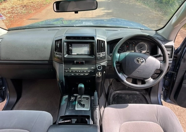 Toyota Landcruiser V8 (2010) – 4700cc Petrol | KSh 4M Negotiable