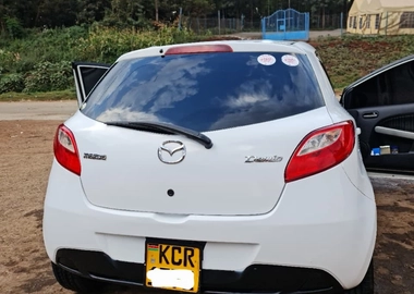 Mazda Demio 2011