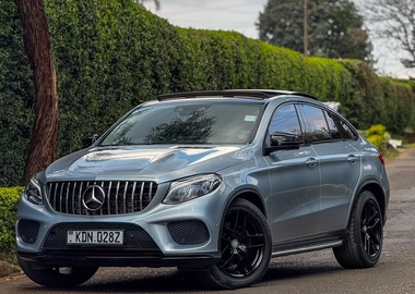 Mercedes-Benz GLE350 d 2015 – Luxury Deal! 🔥