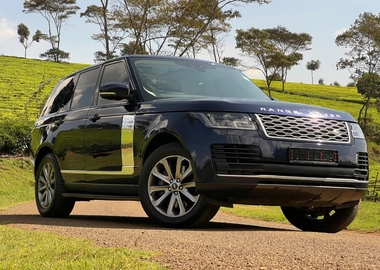 💥 Range Rover Vogue 2018 – Fully Loaded, Low Mileage 💥