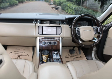💥 2015 Range Rover Vogue SE – Luxury, Fully Loaded, CBD Nairobi 💥