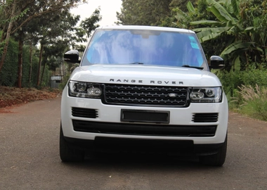 💥 Range Rover Vogue 2016 – 3000CC Diesel, Sunroof, Low Mileage 💥