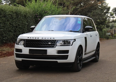 💥 Range Rover Vogue 2016 – 3000CC Diesel, Sunroof, Low Mileage 💥