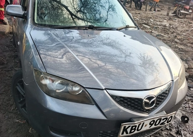 💥Mazda Axela 1500CC💥 Safi, Low Mileage – KES 420,000