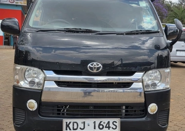 💥Toyota Hiace 7L 2015💥 3000CC Diesel, 11-Seater, Automatic – KES 2,350,000