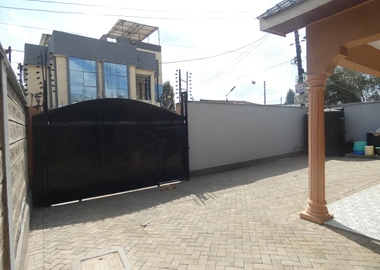3 bedroom bungalow in Ruiru matangi