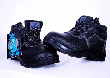 Vaultex safety boot