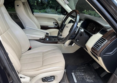 2016 Range Rover – 3.0L Diesel, 7-Seater, Fully Loaded, Panoramic Sunroof