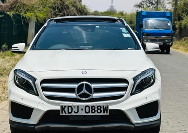 Mercedes GLA250 – 2015 | 1600cc Petrol | Full Spec | KES 2.3M