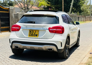 Mercedes GLA250 – 2015 | 1600cc Petrol | Full Spec | KES 2.3M