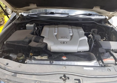 Toyota Land Cruiser V8 – 2008 | 4650cc Petrol | Fully Loaded | KES 3.2M (Negotiable)