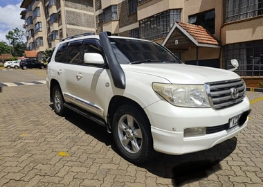 Toyota Land Cruiser V8 – 2008 | 4650cc Petrol | Fully Loaded | KES 3.2M (Negotiable)