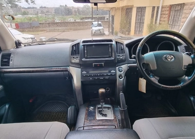 Toyota Land Cruiser V8 – 2008 | 4650cc Petrol | Fully Loaded | KES 3.55M (Negotiable)