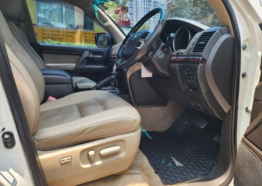Toyota Land Cruiser V8 – 2011 | 4600cc Petrol | Full Spec | KES 4.35M (Negotiable)