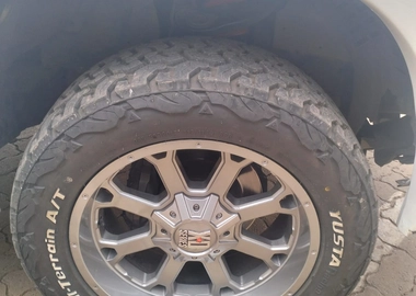 Toyota Land Cruiser V8 – 2008 | 4600cc Petrol | Sunroof | KES 3.95M