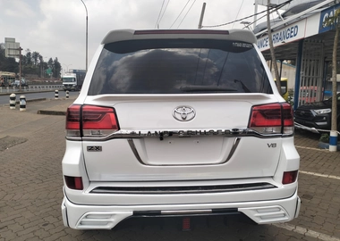 Toyota Land Cruiser V8 – 2008 | 4600cc Petrol | Sunroof | KES 3.95M