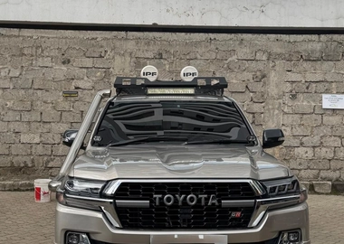 Toyota Land Cruiser V8 – 2008 Facelift | Fully Loaded | KES 4M