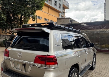 Toyota Land Cruiser V8 – 2008 Facelift | Fully Loaded | KES 4M