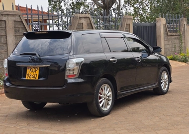 2010 Toyota fielder x202 Trim
