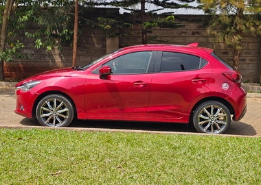 MAZDA DEMIO – Ksh 1,230,000 🔥🔥