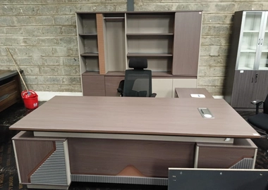 Executive Office Desk – Ksh 80,000 | Free Delivery in Nairobi!