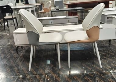 🍽️ Elegant Dining Seats – Ksh 15,000 | Free Delivery in Nairobi!