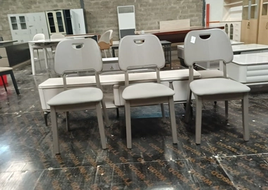 🍽️ Elegant Dining Seats – Ksh 15,000 | Free Delivery in Nairobi!
