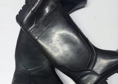 Light duty gumboots