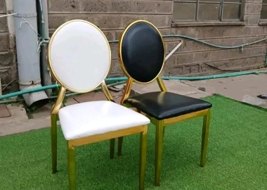 Elegant Dining Seats – Only Ksh 10,000!