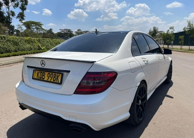 2013 Mercedes-Benz C-Class Avantgarde