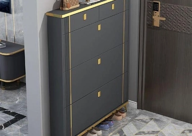 🪵 Shoe Rack @ KSh 22,000