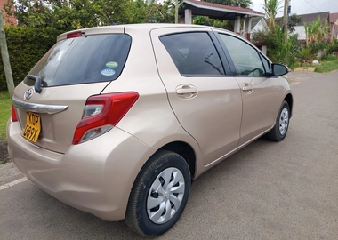 2016 Toyota vitz