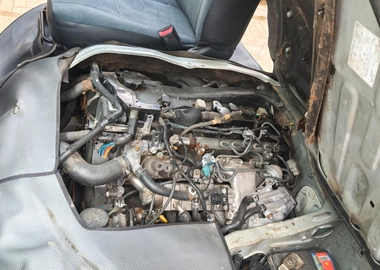 TOYOTA HIACE 7L