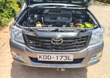 TOYOTA HILUX DOUBLE CAB