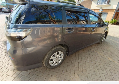 TOYOTA WISH 2013 MODEL