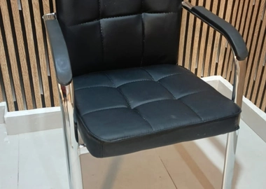 Leather waiting chair
