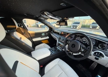 Rolls Royce Ghost 2021