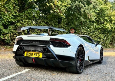 Lamborghini Huracan 2019