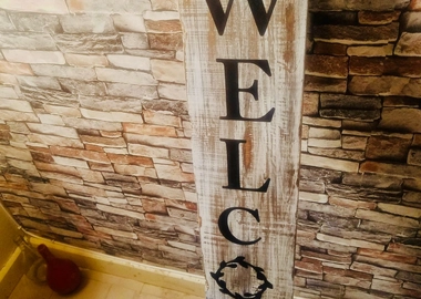 Customized rustic welcome sign