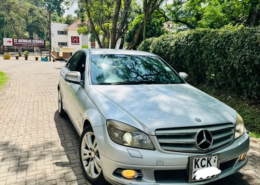 Mercedes Benz C200