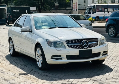 Mercedes Benz C250
