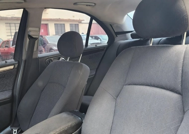 Mercedes Benz C200