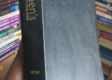 Mans Devotion Bible