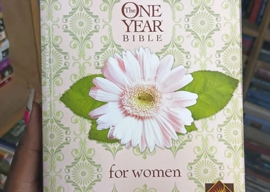One year bible for women