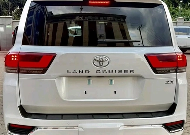 2022 LAND CRUISER ZX